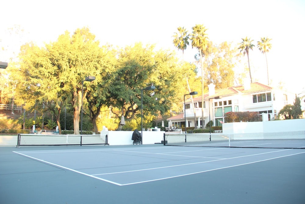 tennis court for fitness therapy
