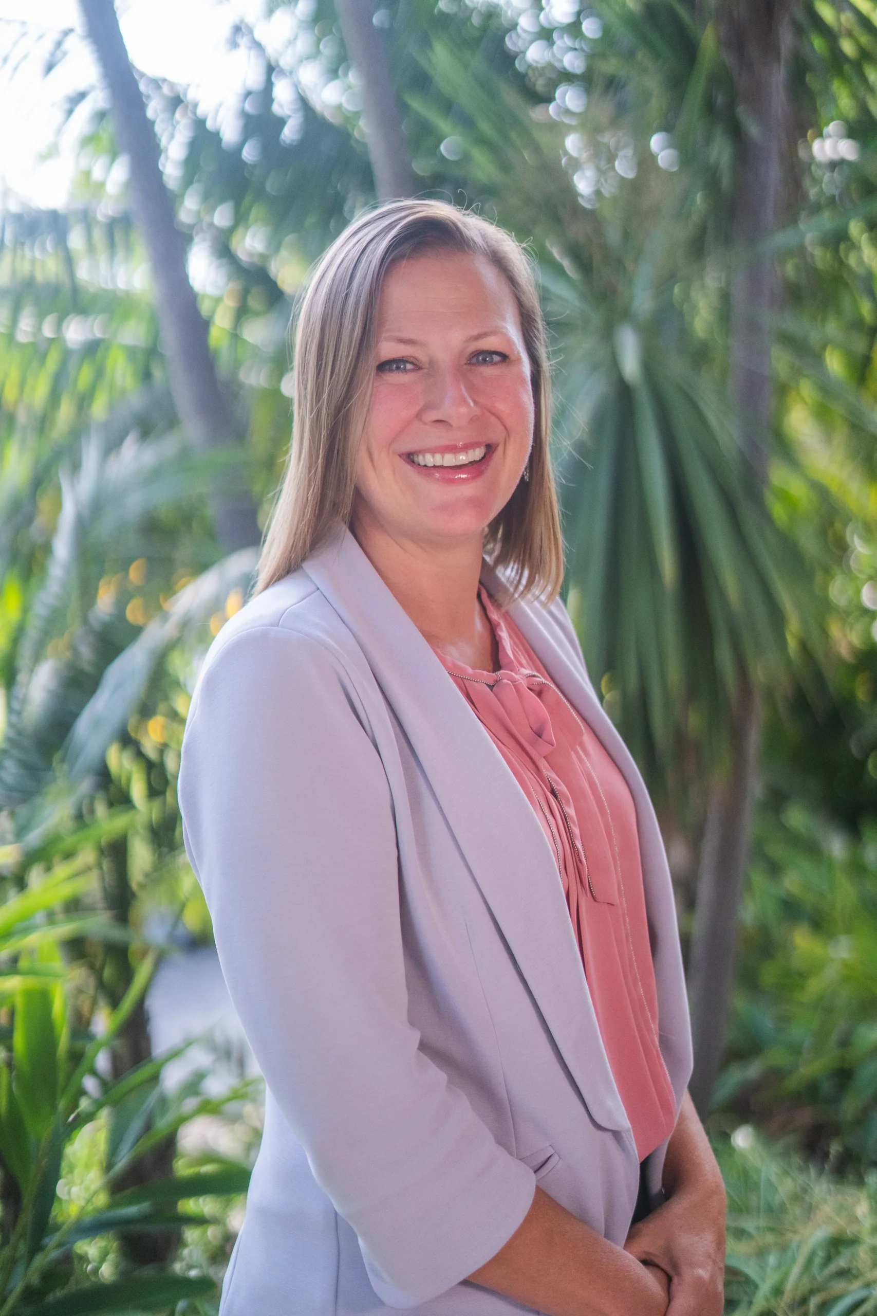 Dr. Leslie Sanders