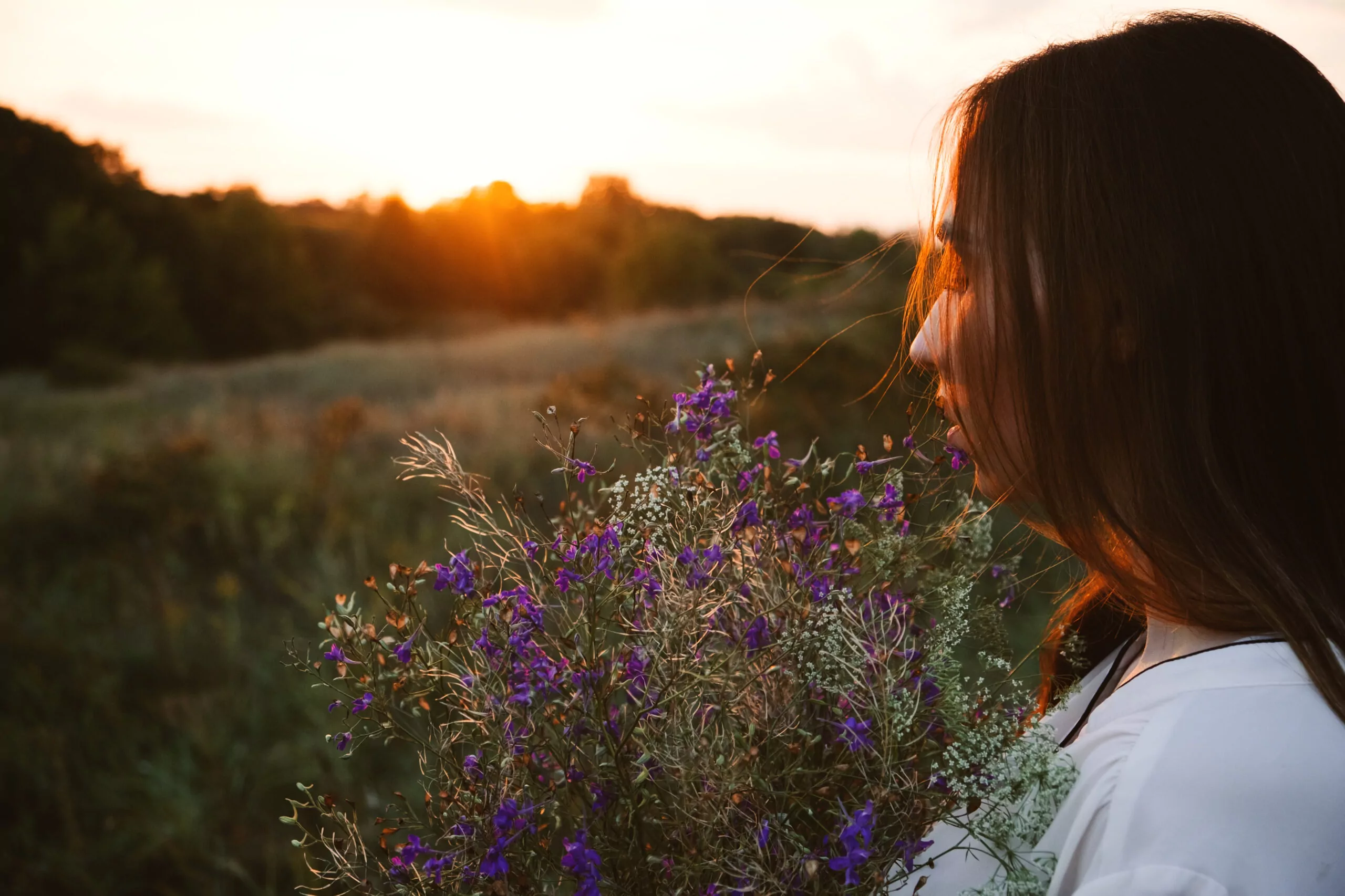healing-power-of-benefits-of-ecotherapy-nature-i-2021-10-01-17-01-29-utc-scaled